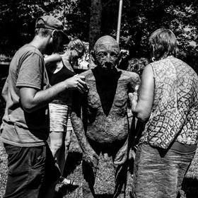 21 aout 2024 : Réalisation de Marcel Joli Coeur, l'homme de l'Ouort avec Barbara Fougnon, artiste plasticienne, et un anniversaire en chansons.