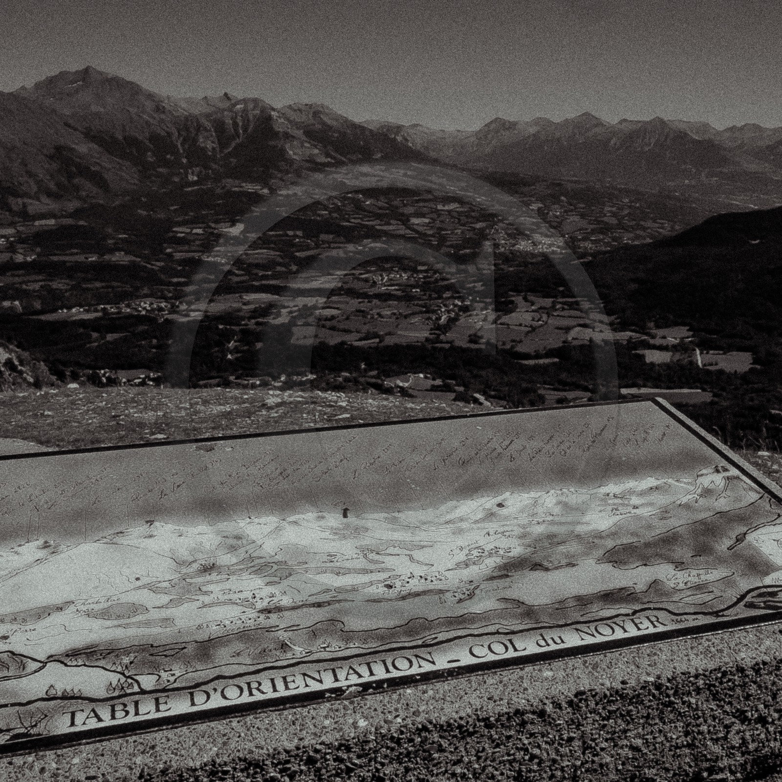 Table d'orientation au Col du Noyer