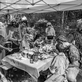 14 aout 2024 : Les ateliers créatifs proposés par l'Ouort au festival  l'Echo des Mots à Saint-Jean-Saint-Nicolas