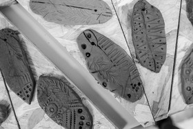 20 août 2025 : Des feuilles en argile