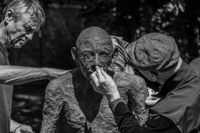 21 aout 2024 : Réalisation de Marcel Joli Coeur, l'homme de l'Ouort avec Barbara Fougnon, artiste plasticienne, et un anniversaire en chansons.