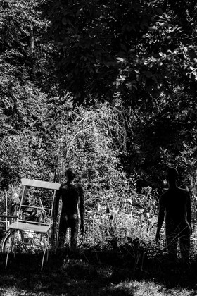 Exposition La forêt d'hommes, une création de Barbara Fougnon, artiste plasticienne