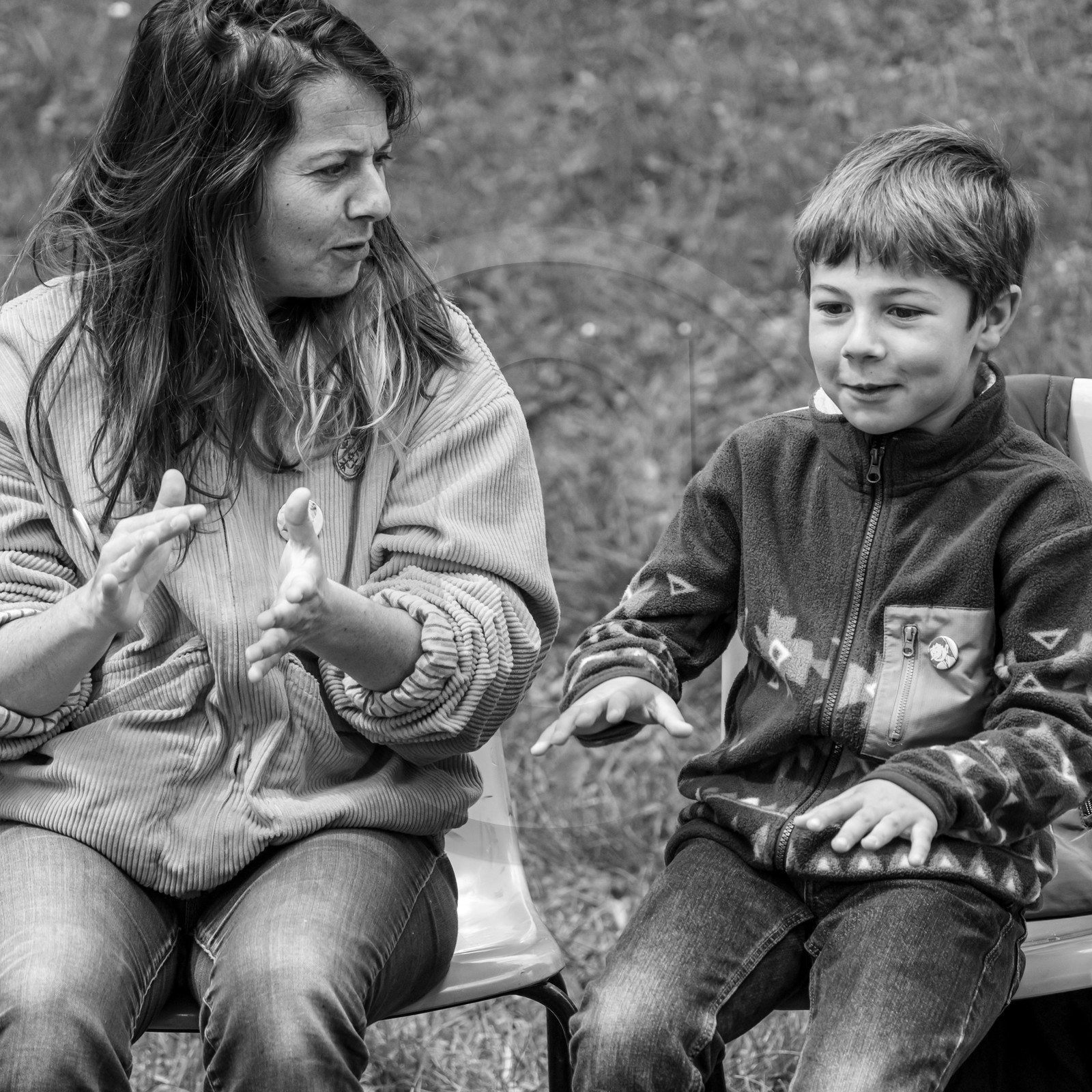 08 mai 2024 : Jeanne Alcaraz, cheffe de choeur, de retour à l'Ouort après la belle aventure 2023 où elle avait animé une chorale participative.
