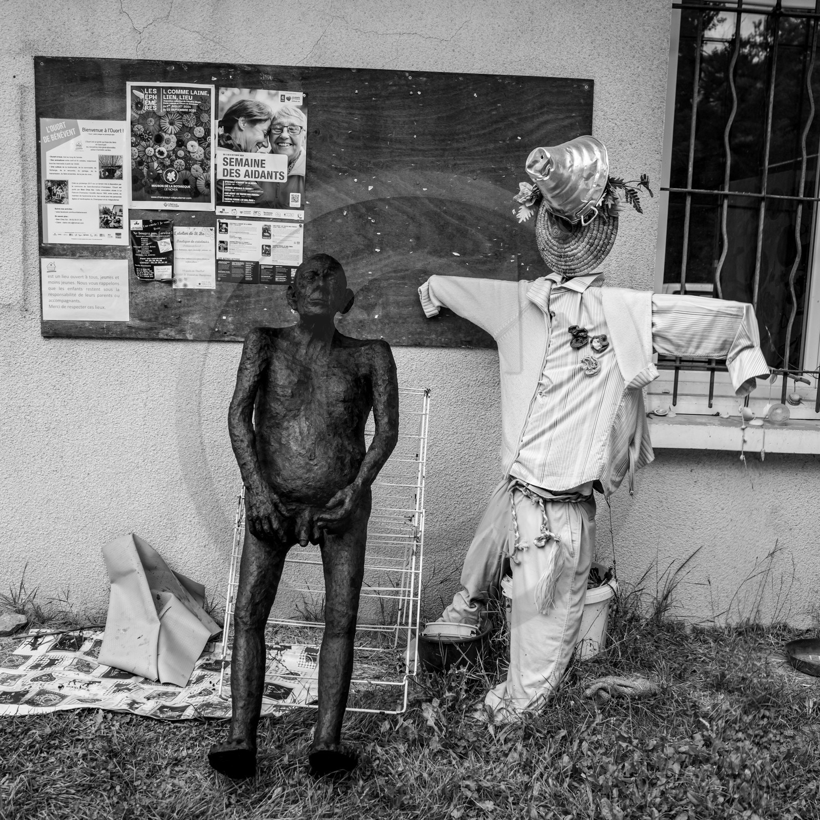 Exposition La forêt d'hommes, une création de Barbara Fougnon, artiste plasticienne