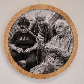 Exposition L comme laine, lien, lieu à la médiathèque de St-Bonnet-en-Champsaur