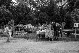 Création de l'homme de l'Ouort Marcel Joli Coeur : pose d'un enduit noir