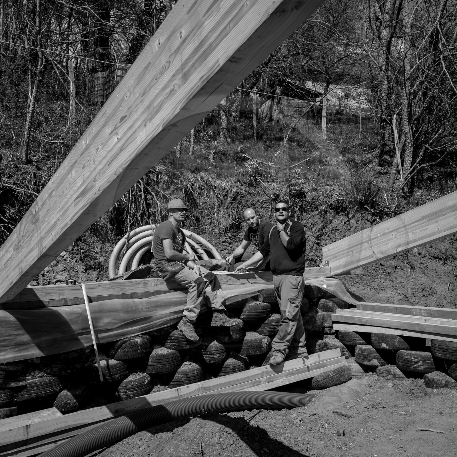 Permaculture - Construction d'une serre bioclimatique semi-enterrée