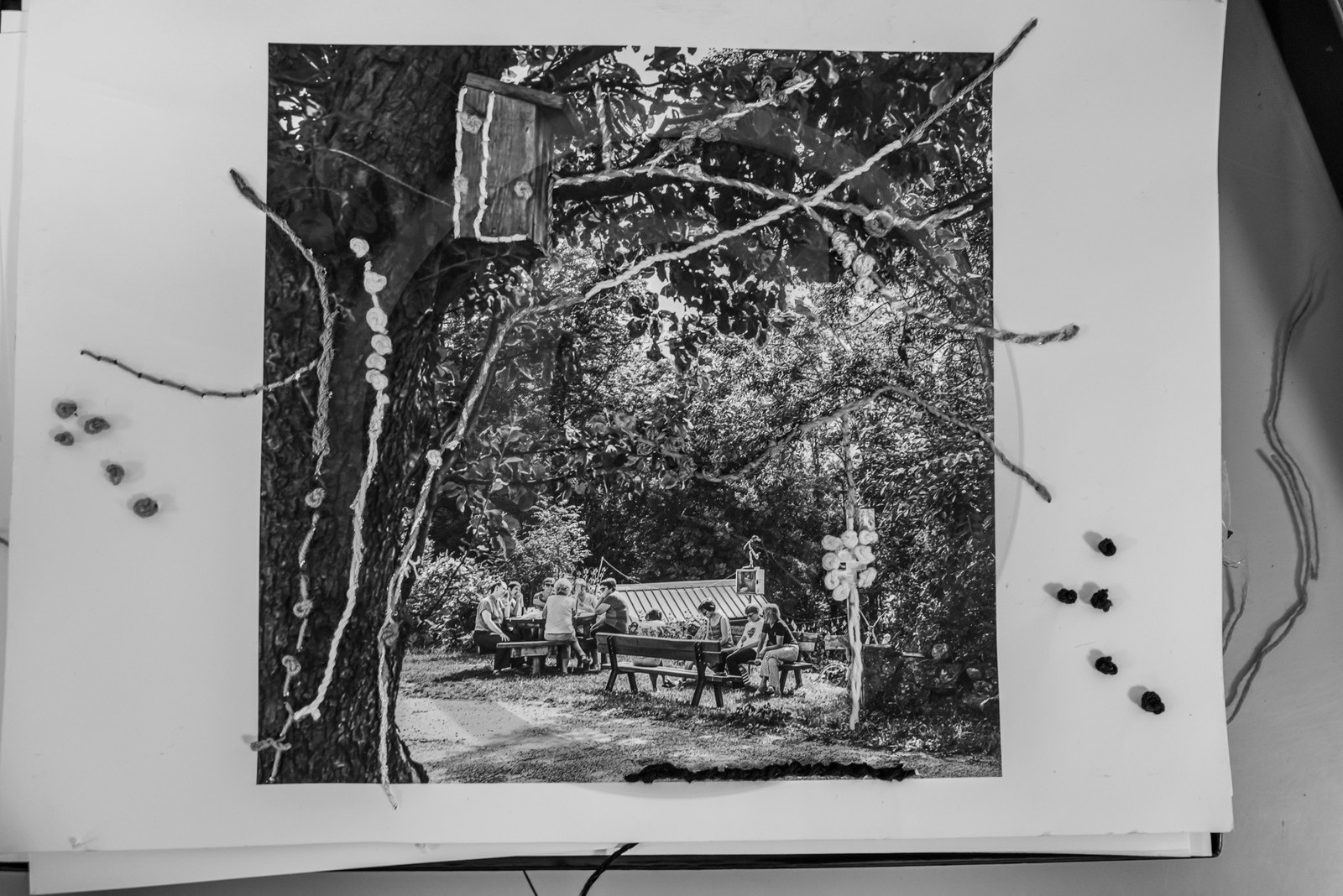 Broderies sur les photographies de Denis Lebioda, jeux, panneaux mon livre préféré, voyage en amérique latine de Claudine et Denis Meyer