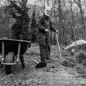 21 avril : jardinage, collages, peinture