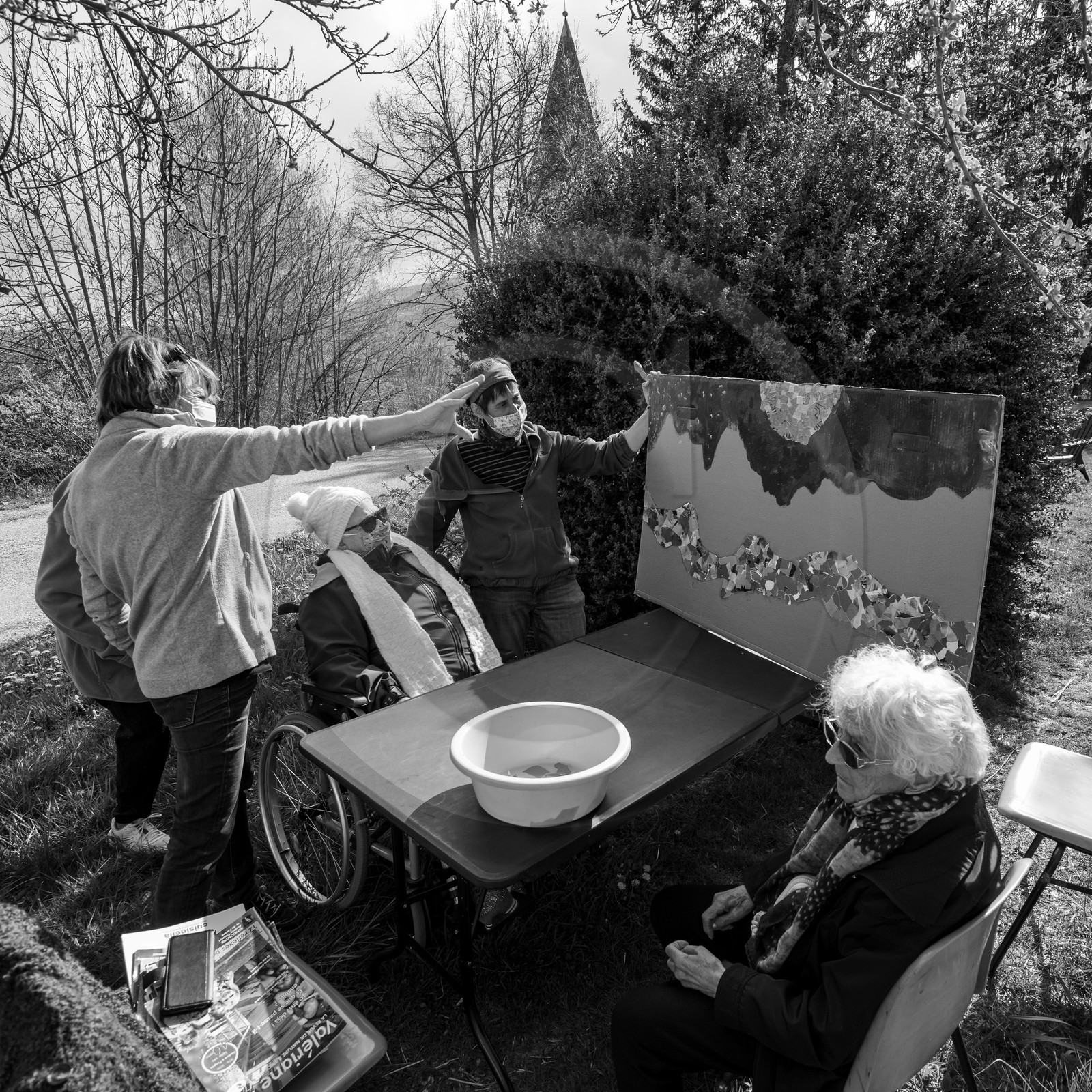 14 avril 2021 : collages, taille, jardinage