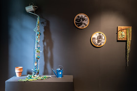 Exposition L comme laine, lien, lieu conçue par l'Ouort de Benevènt, sous la houlette de Claudine Meyer, artiste plasticienne, accompagnée de photographies de Denis Lebioda. Une proposition de la Communauté de Communes du Champsaur - Valgaudemar et de son service culturel.