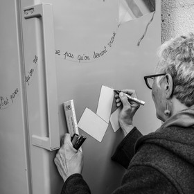 21 avril : jardinage, collages, peinture