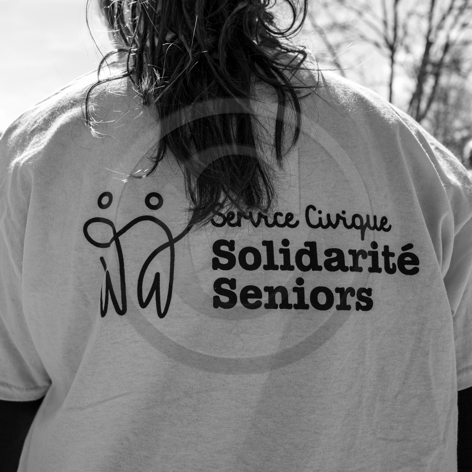 20 mars 2024 : Création d'une spirale aromatique par des bénévoles d'Unicités en Service Civique