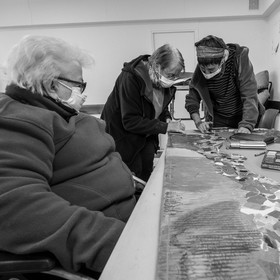 21 avril : jardinage, collages, peinture