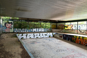 La Piscine de St Léger les Mélèzes