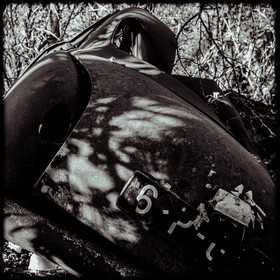 Un cimetière de voitures