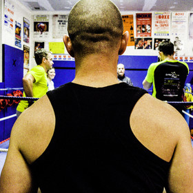 Lorsque l'homme frappe l'homme