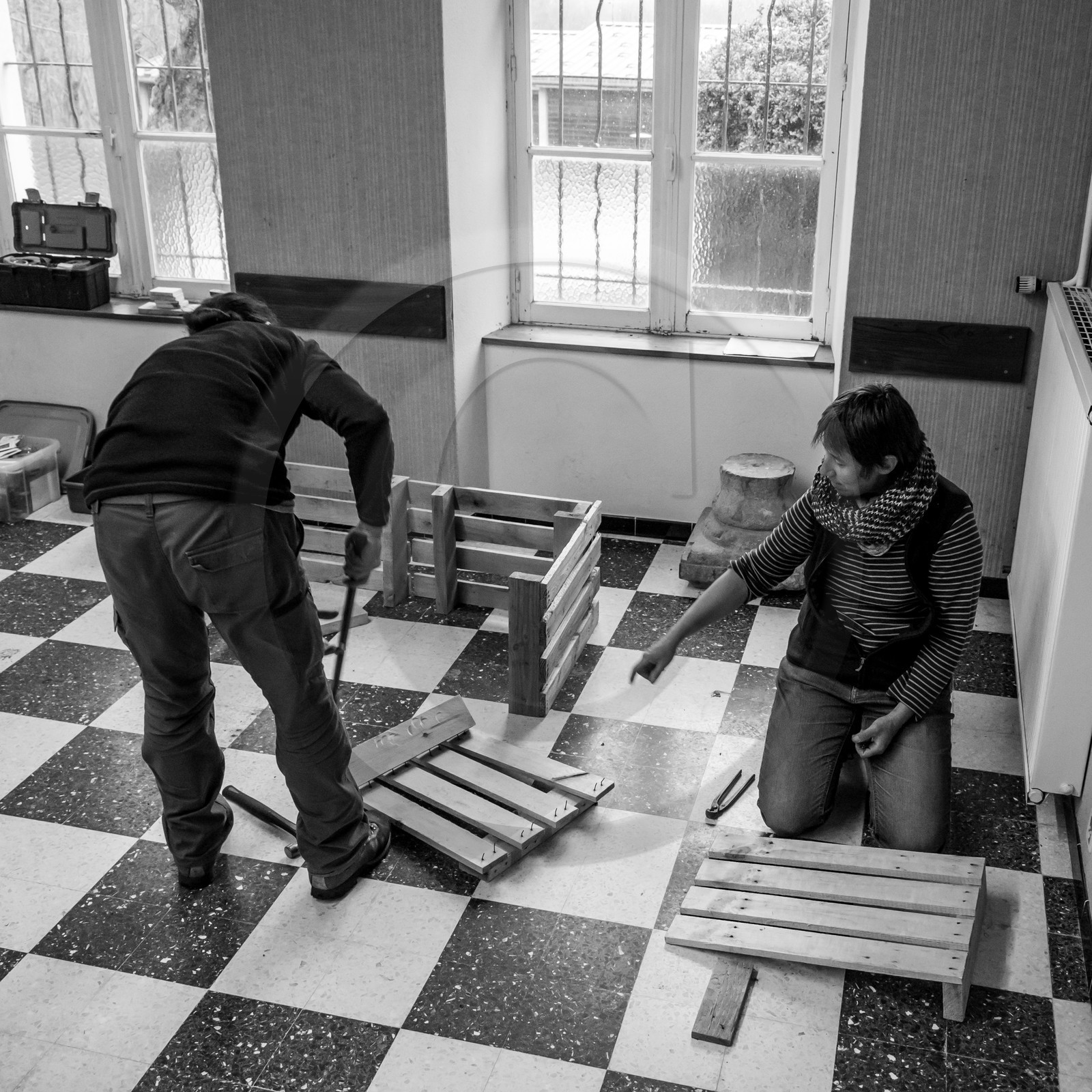 Création d'un bac à fleur avec des palettes de récupération - 05 04 2017