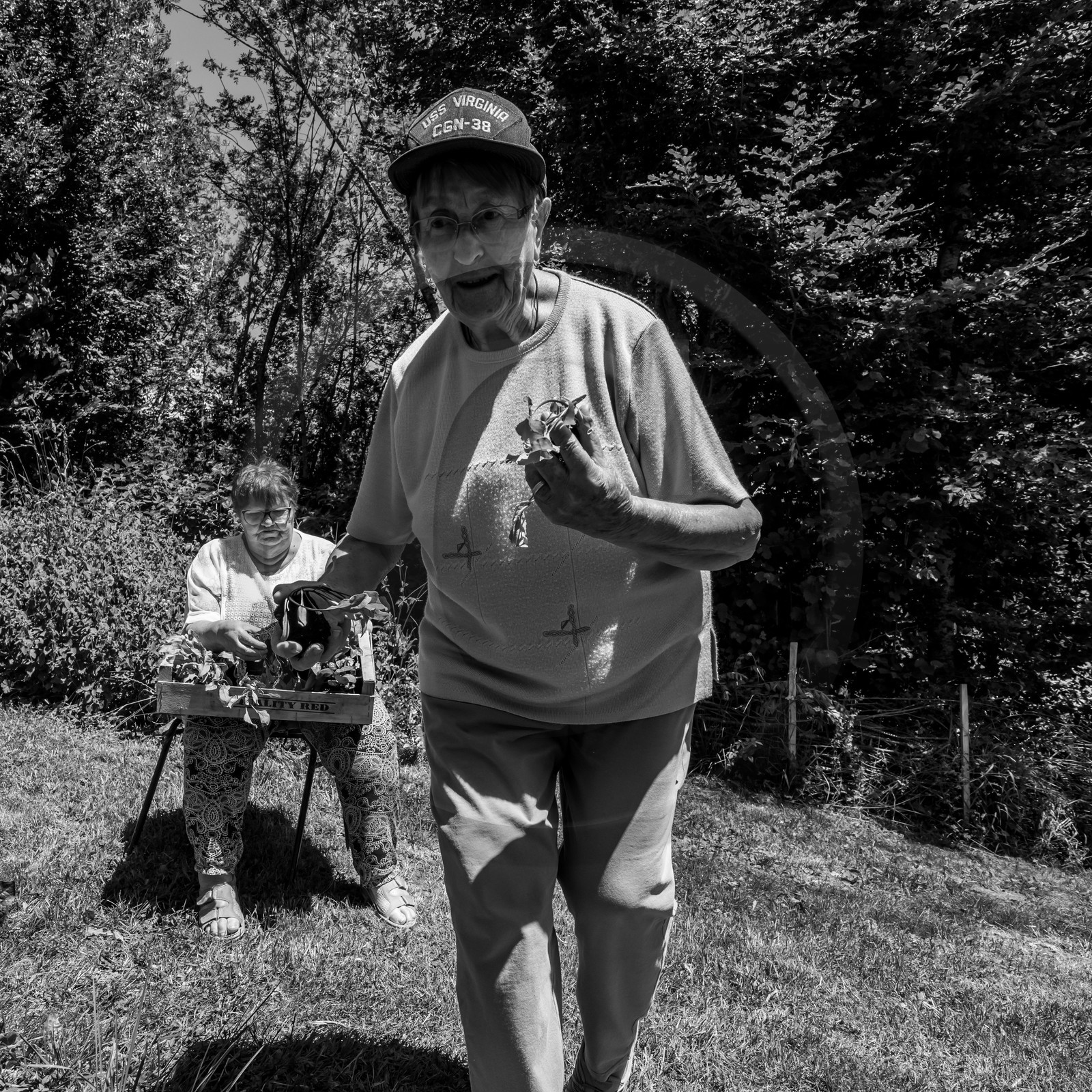 30 juin 2021 : Jardinage, jeux de cartes, masques