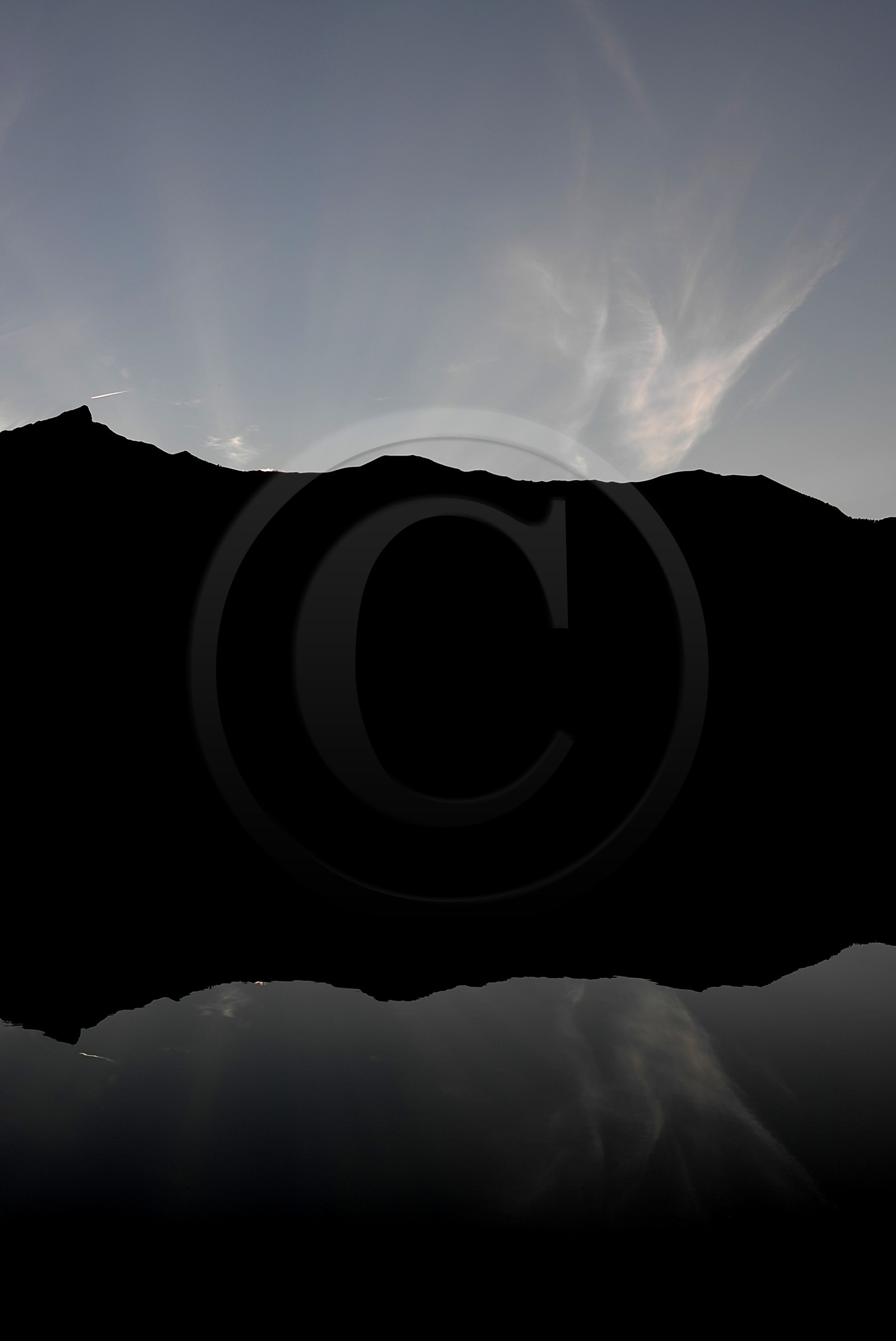 Le plan d'eau du Champsaur à Saint-Julien en Champsaur (Hautes-Alpes)