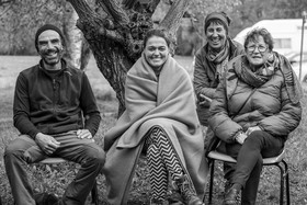 08 mai 2024 : Jeanne Alcaraz, cheffe de choeur, de retour à l'Ouort après la belle aventure 2023 où elle avait animé une chorale participative.