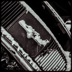 Un cimetière de voitures