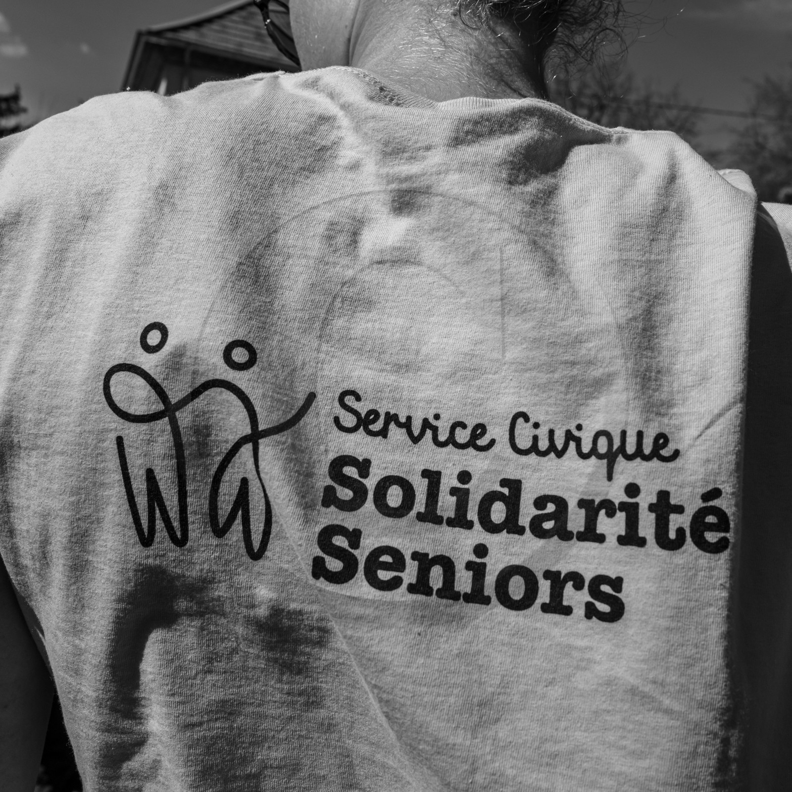 20 mars 2024 : Création d'une spirale aromatique par des bénévoles d'Unicités en Service Civique