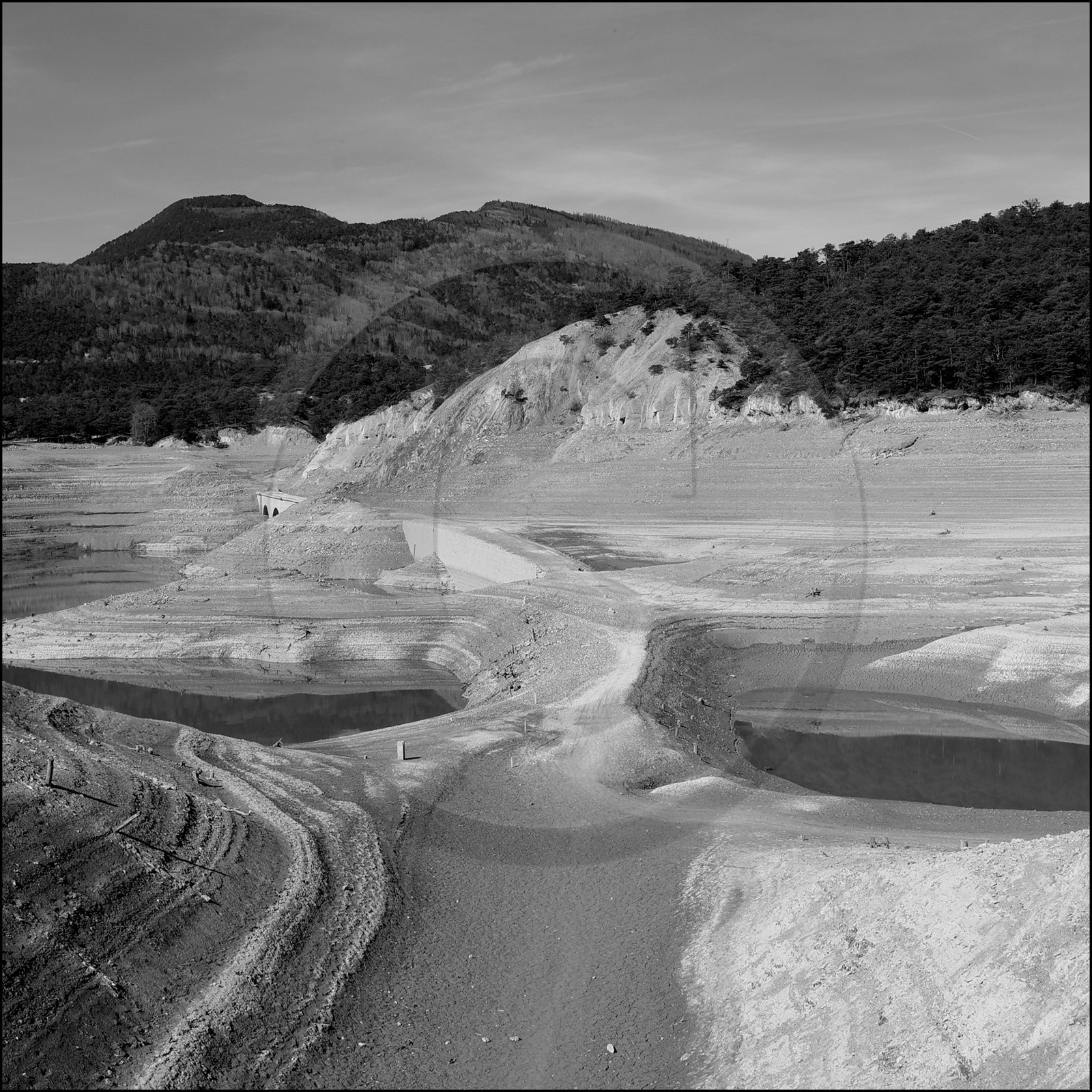 Serre-Ponçon, basses eaux