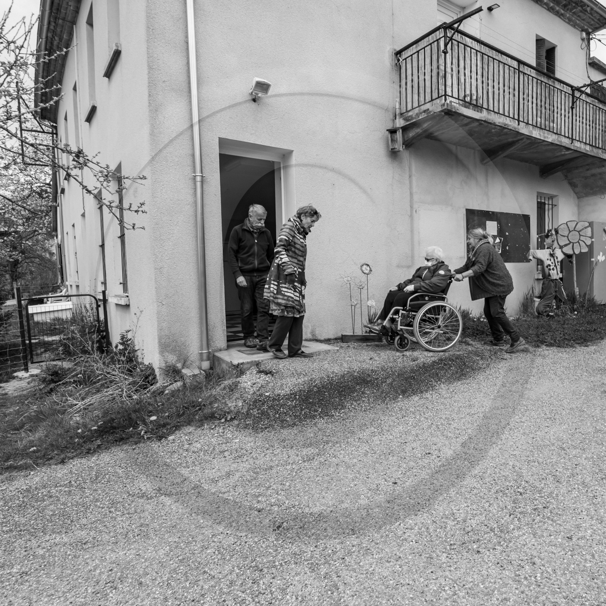 20 avril 2022 : des contes, des pommes de terre et un petit café