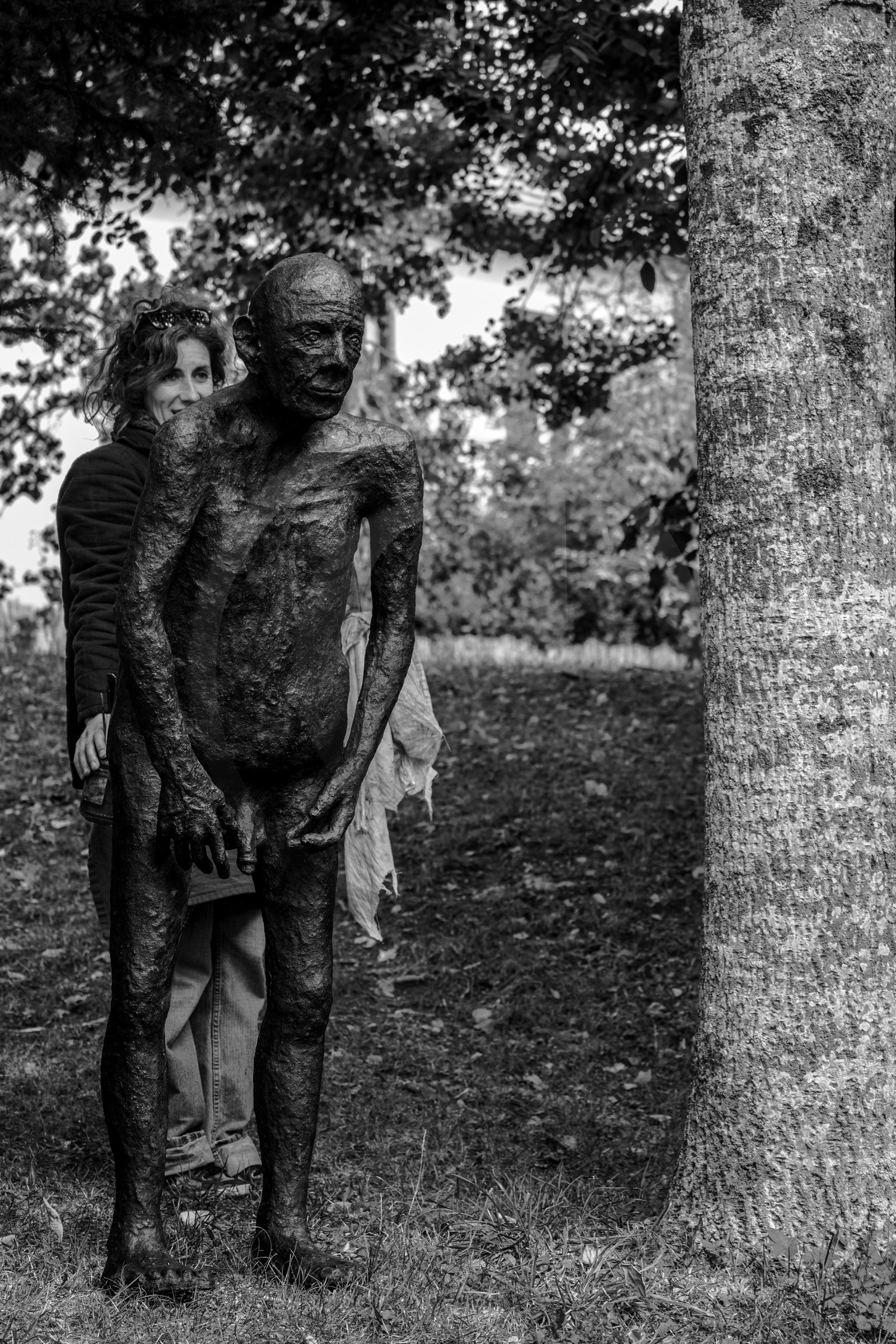 Création de l'homme de l'Ouort Marcel Joli Coeur : pose d'un enduit noir