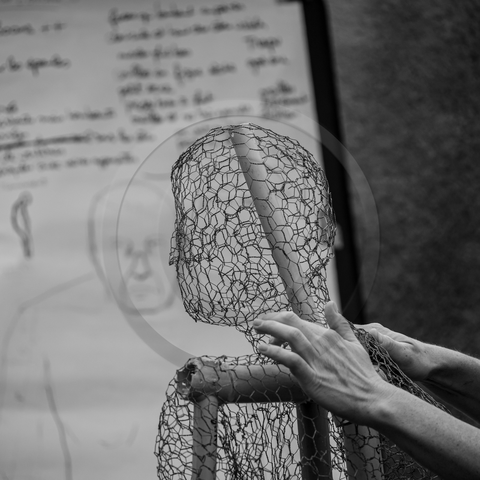 Conception et fabrication de Marcel Joli Coeur l'homme de l'Ouort, avec Barbara Fougnon, artiste plasticienne, dans le cadre de son projet de forêt d'hommes