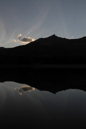 Le plan d'eau du Champsaur à Saint-Julien en Champsaur (Hautes-Alpes)