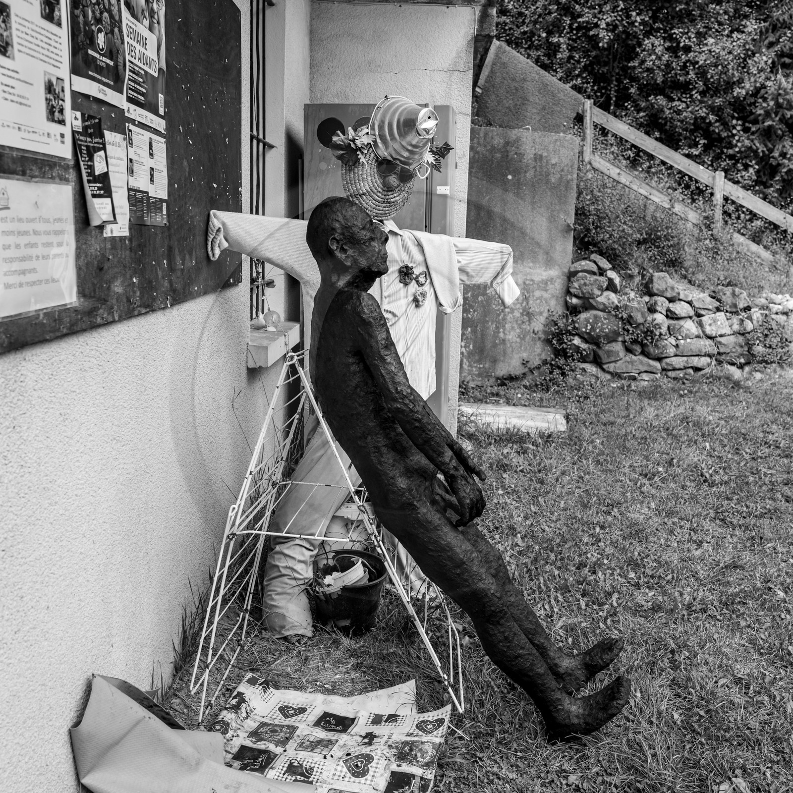 Exposition La forêt d'hommes, une création de Barbara Fougnon, artiste plasticienne