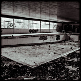 La piscine de Saint-Léger-les-Mélèzes