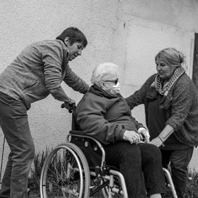 20 avril 2022 : des contes, des pommes de terre et un petit café