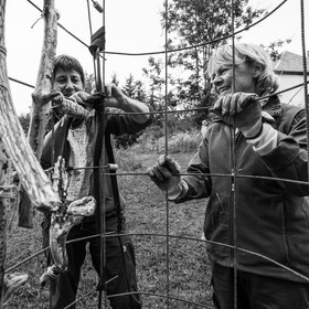 21 août 2019 : installation d'une oeuvre en bois flotté