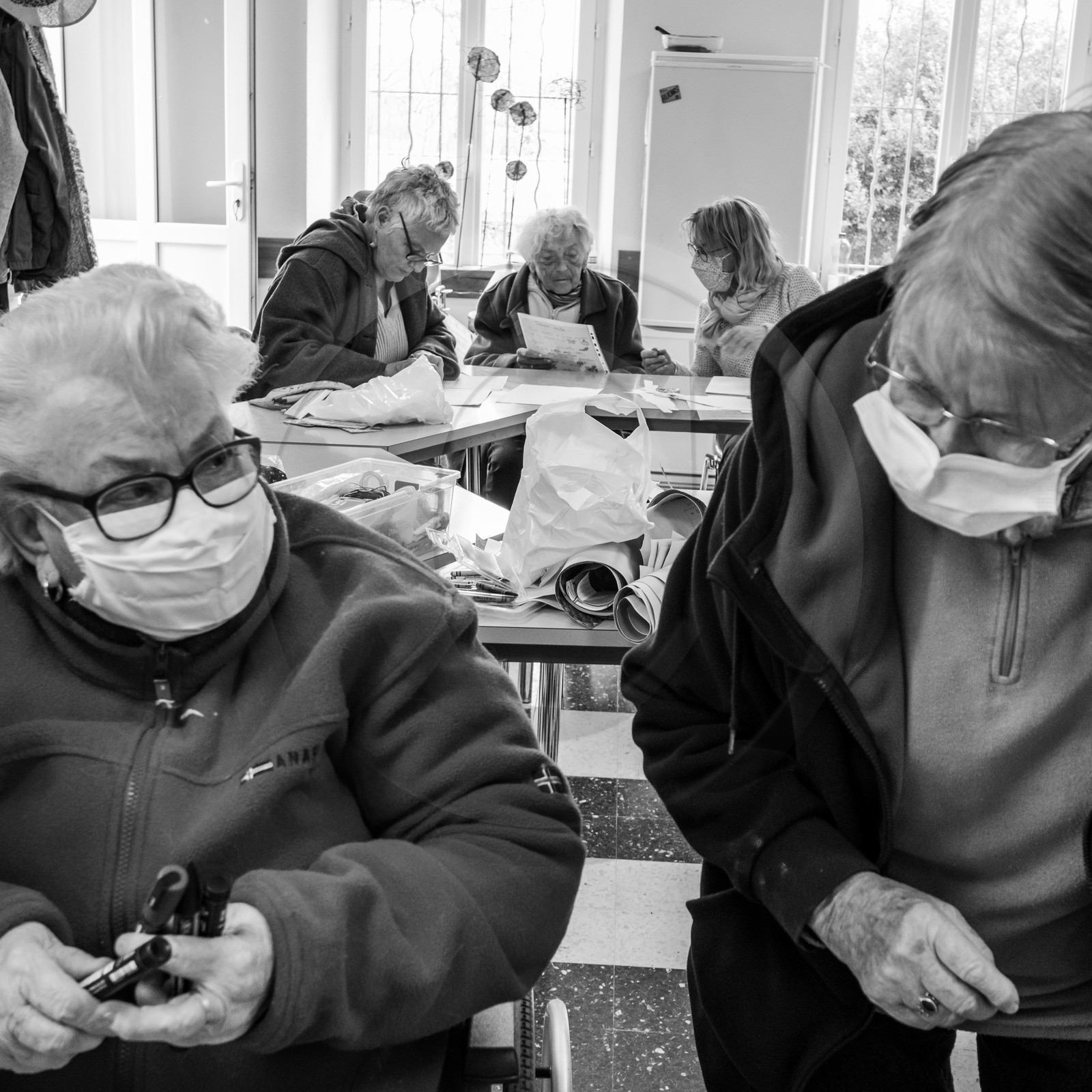 21 avril : jardinage, collages, peinture