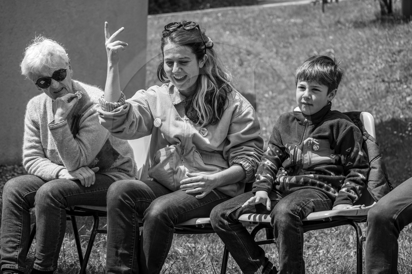 08 mai 2024 : Jeanne Alcaraz, cheffe de choeur, de retour à l'Ouort après la belle aventure 2023 où elle avait animé une chorale participative.