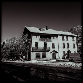 L'Hôtel Fourrat à La-Roche-de-Rame