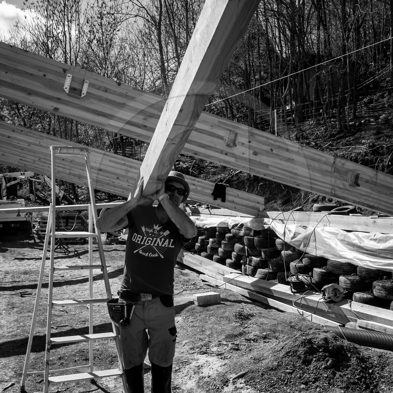 Permaculture - Construction d'une serre bioclimatique semi-enterrée