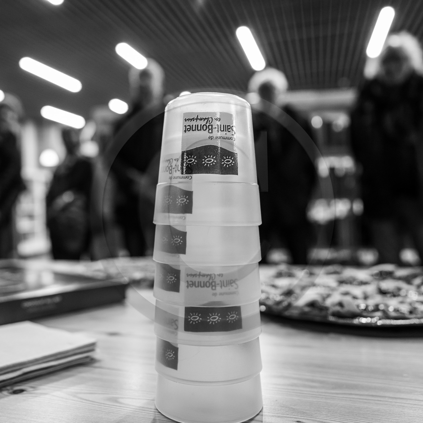 Vernissage de l'exposition L comme laine, lien, lieu à la médiathèque de St-Bonnet-en-Champsaur