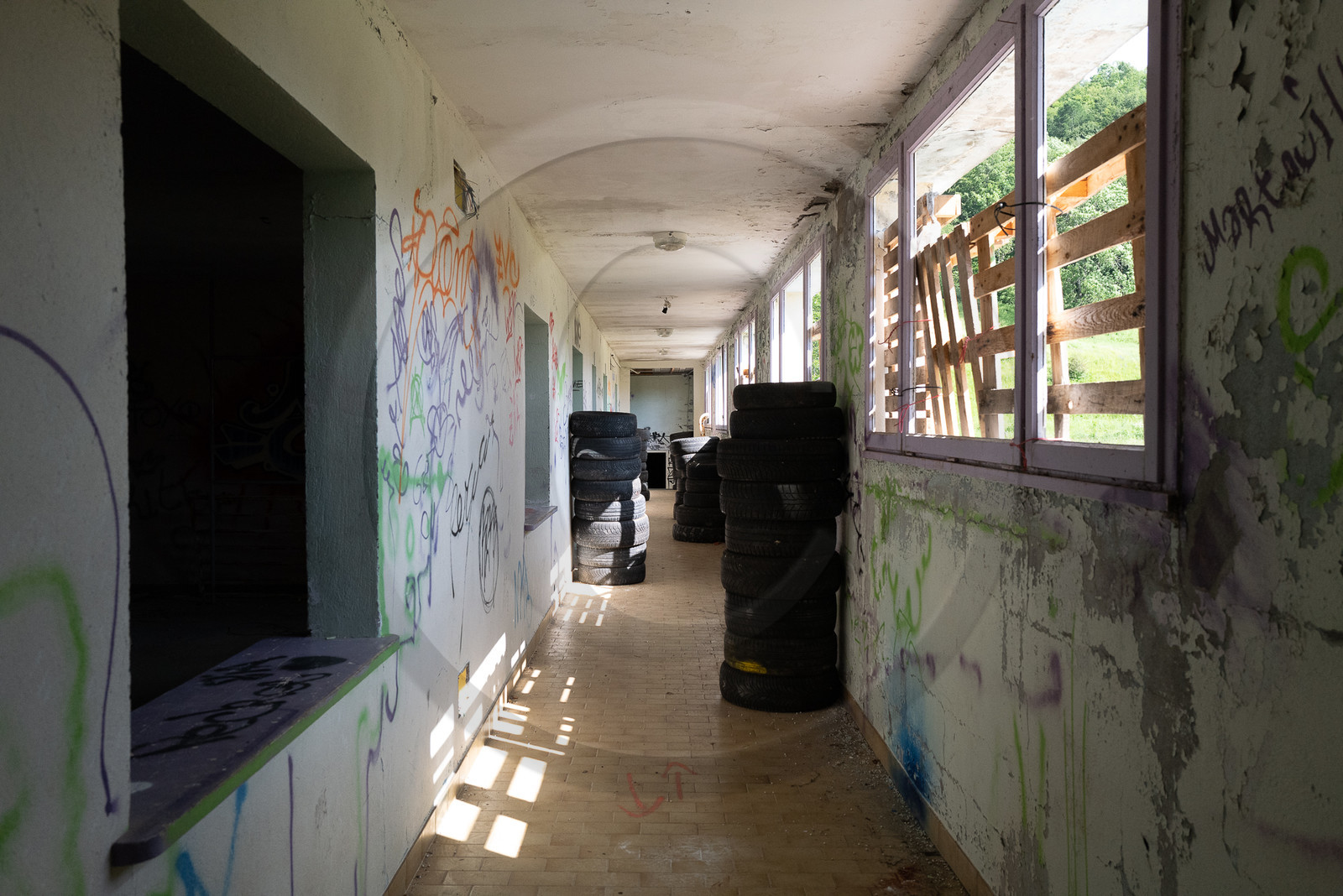 La Piscine de St Léger les Mélèzes