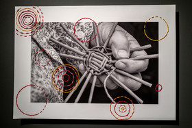 Exposition L comme laine, lien, lieu conçue par l'Ouort de Benevènt, sous la houlette de Claudine Meyer, artiste plasticienne, accompagnée de photographies de Denis Lebioda. Une proposition de la Communauté de Communes du Champsaur - Valgaudemar et de son service culturel.