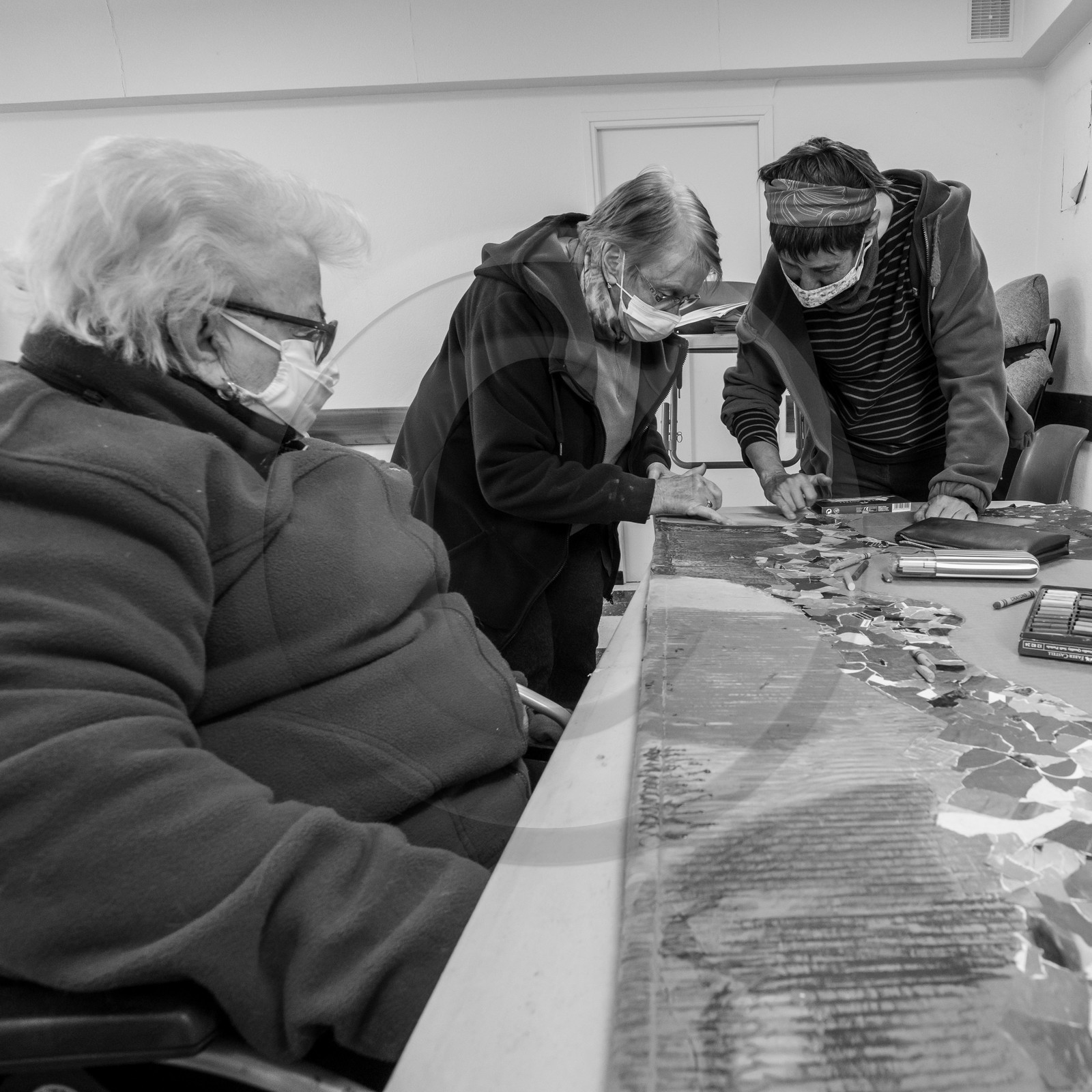 21 avril : jardinage, collages, peinture