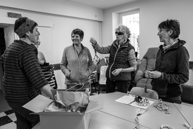 20 mars 2024 : Création d'une spirale aromatique par des bénévoles d'Unicités en Service Civique