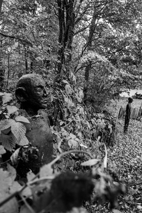 Exposition La forêt d'hommes, une création de Barbara Fougnon, artiste plasticienne