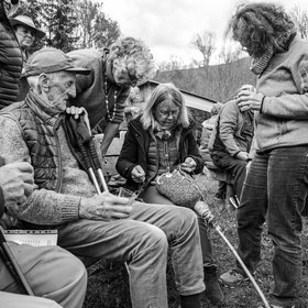 01 mai 2024 : chants, laine et jardinage