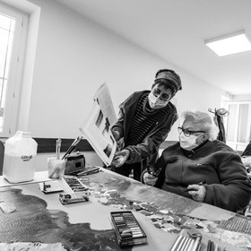 21 avril : jardinage, collages, peinture