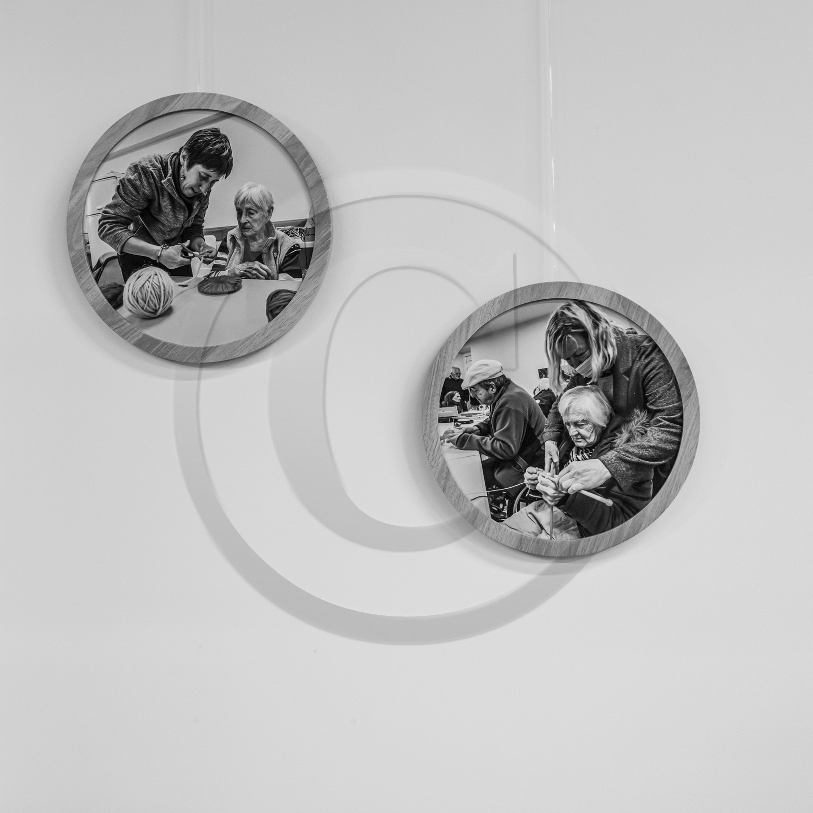 Vernissage de l'exposition L comme laine, lien, lieu à la médiathèque de St-Bonnet-en-Champsaur