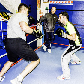 Lorsque l'homme frappe l'homme